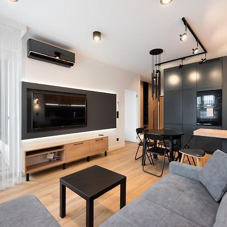 Zoliborz Obsidian Apartment 华沙 外观 照片