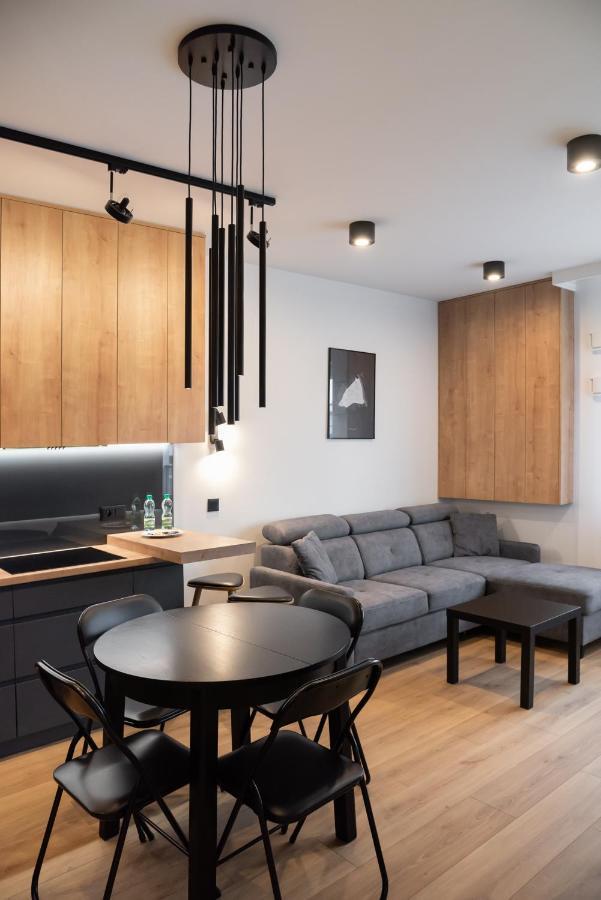 Zoliborz Obsidian Apartment 华沙 外观 照片